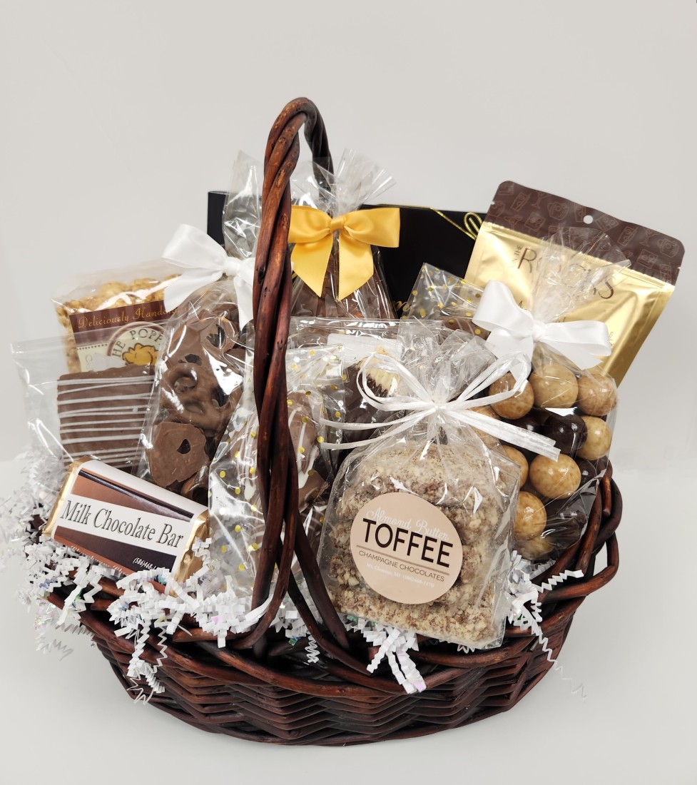 Gift Baskets - Champagne Chocolates - webbasket5cr
